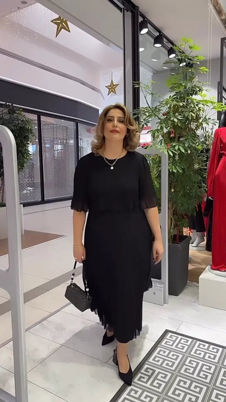 Amanda Hogan™ Elegantní šaty s polovičním rukávem a kulatým výstřihem