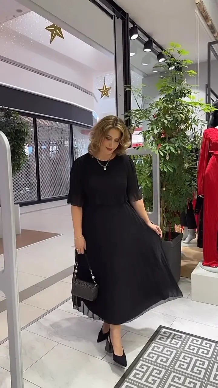 Amanda Hogan™ Elegantní šaty s polovičním rukávem a kulatým výstřihem