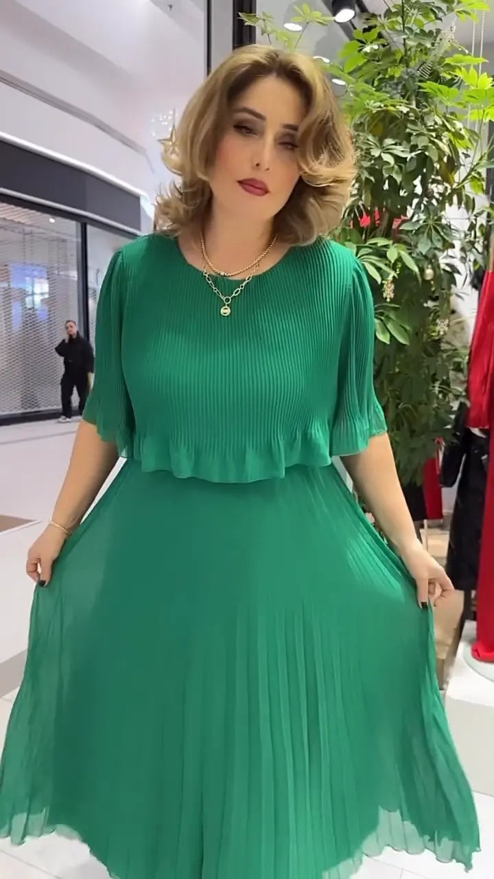 Amanda Hogan™ Elegantní šaty s polovičním rukávem a kulatým výstřihem