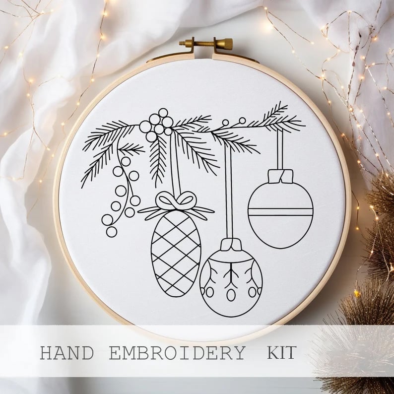 FestiveStitch™ Vánoční vyšívací sada