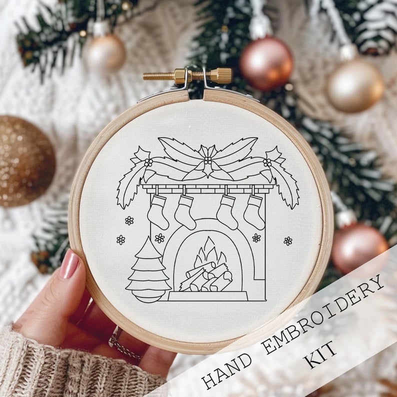 FestiveStitch™ Vánoční vyšívací sada