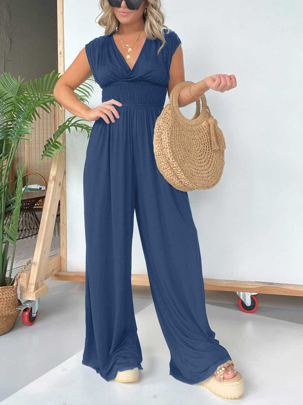 Glenda Righi™ Kombinéza s širokým výstřihem a nastavitelným zavazováním na zádech