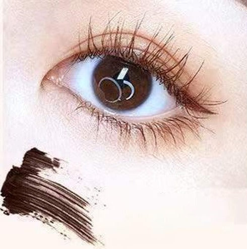Metal LASH™ Voděodolná řasenka v kovové lahvičce