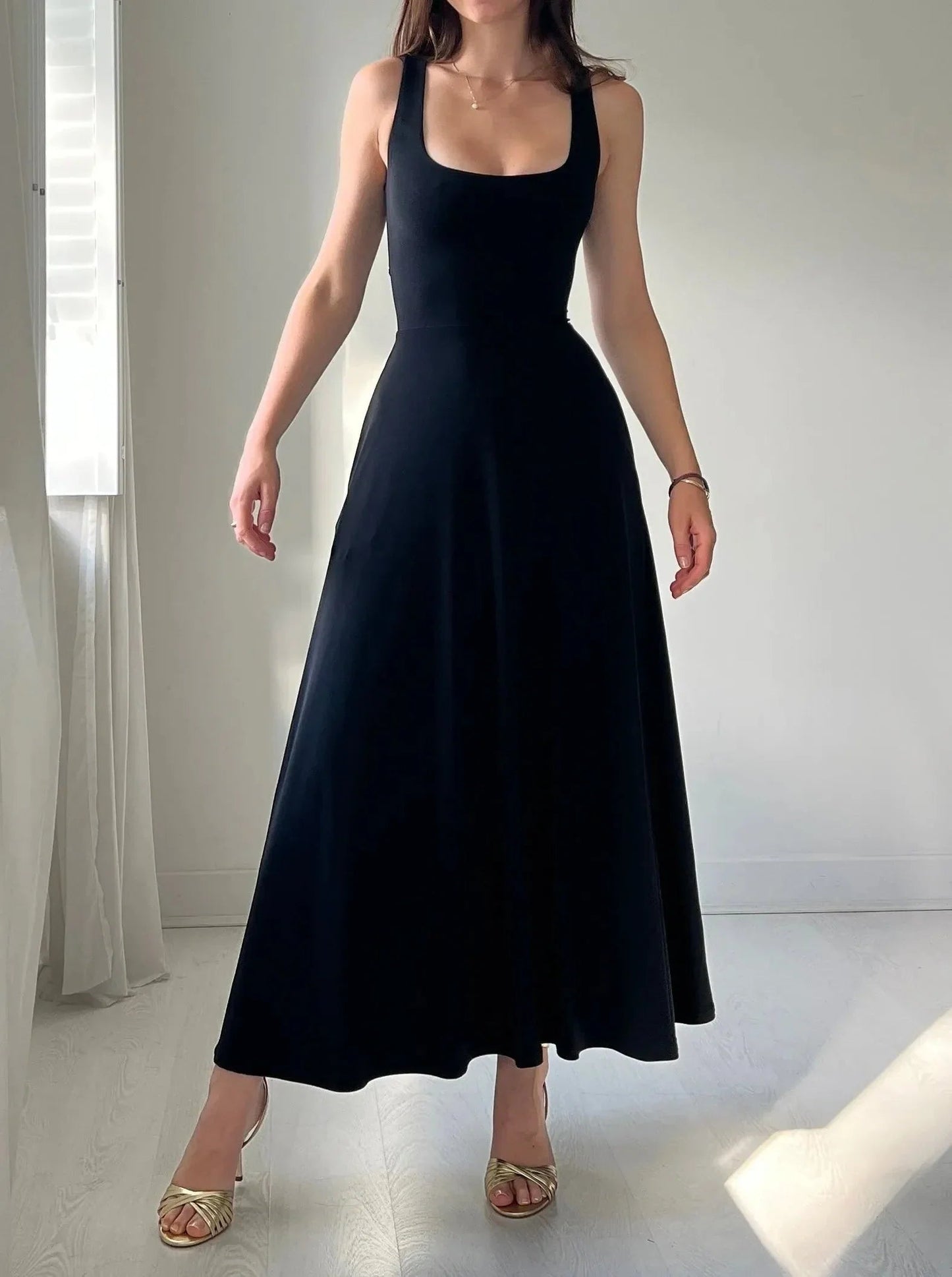 Mirella Moretti™ Měkké a elegantní Šaty