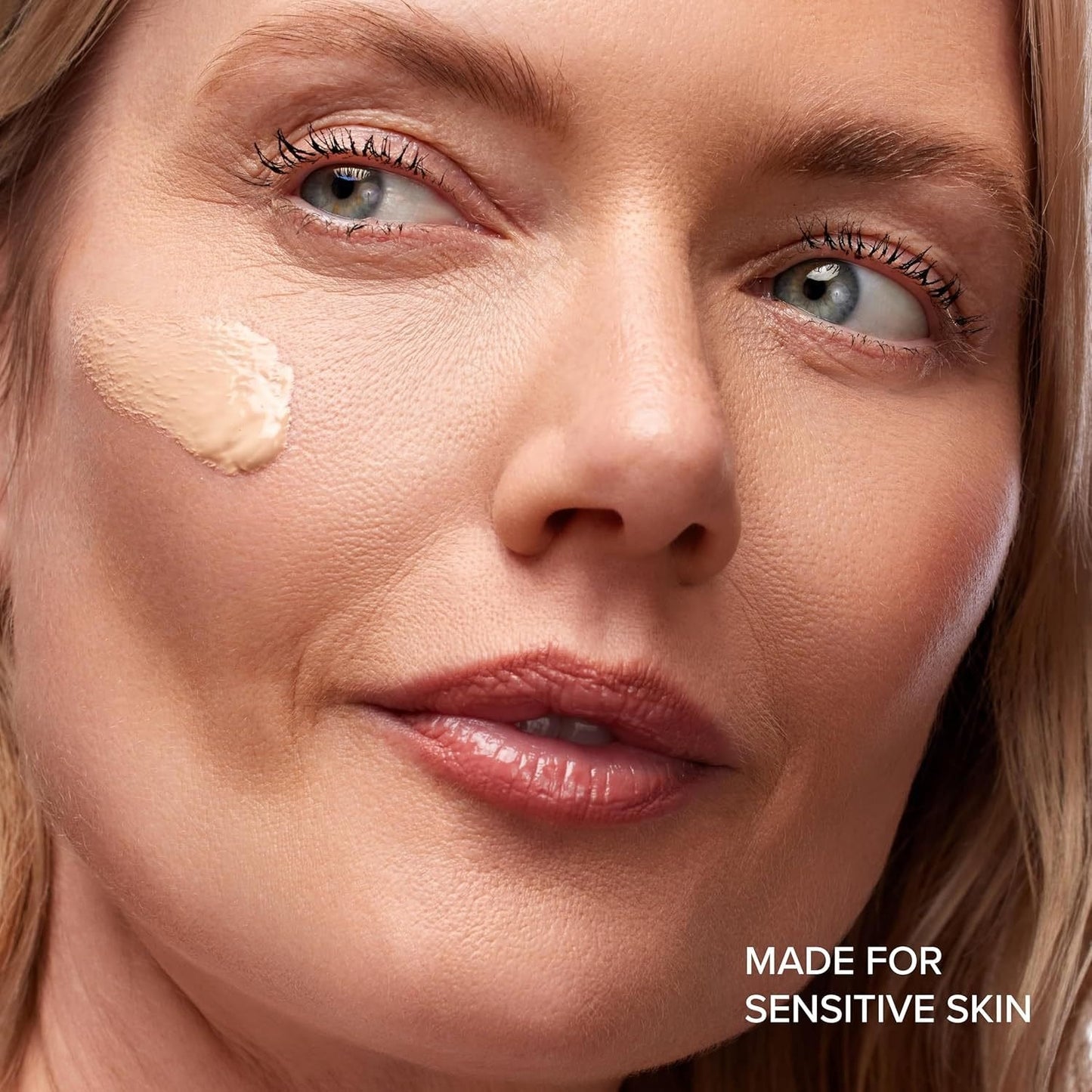 PROTECT™ Matný tónovaný hydratační krém SPF