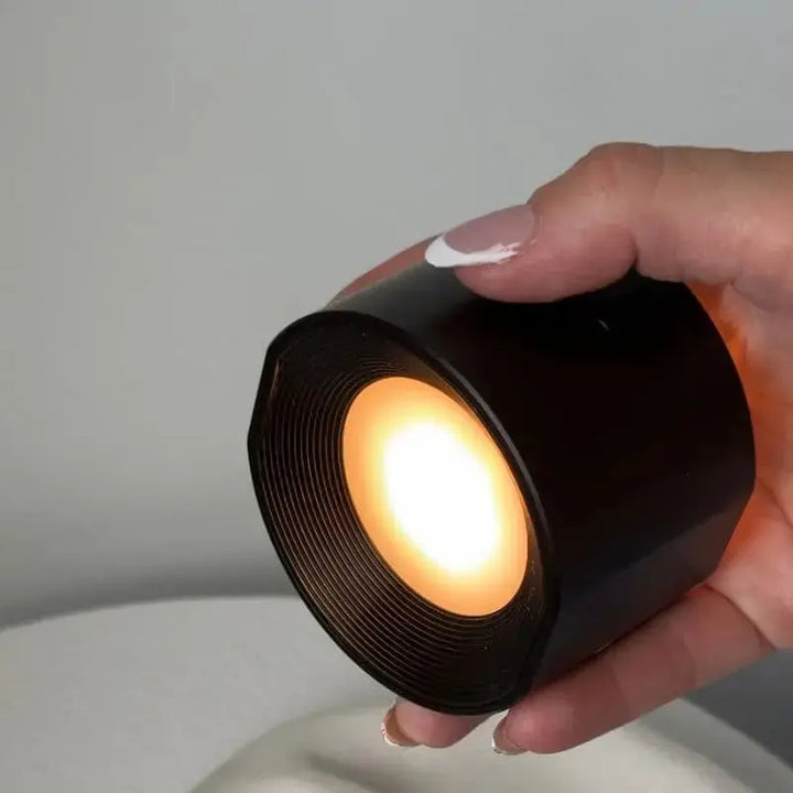 PureLux™ Inteligentní nástěnné LED svítidlo pro moderní bydlení