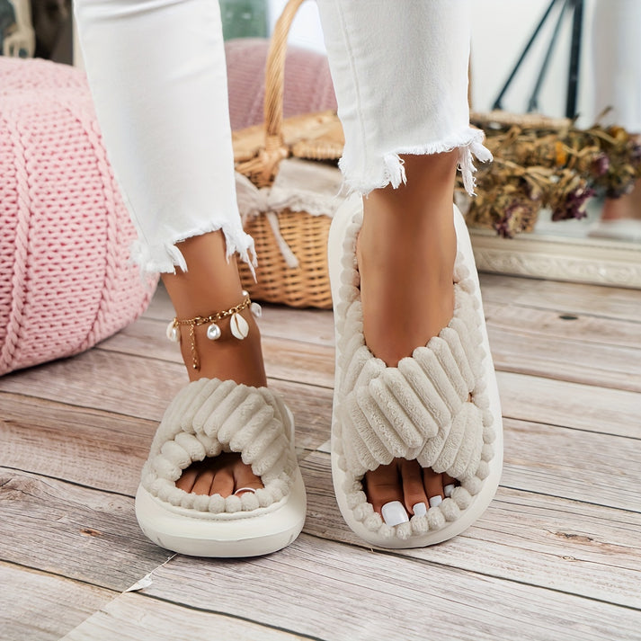 Royal Comfort™ Plyšové pantofle criss-cross