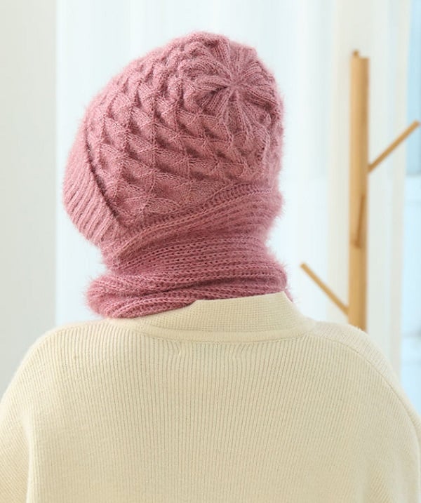SnugFit™ Integrovaná šála s větruodolnou čepicí na ochranu uší