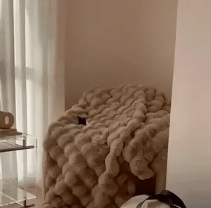 SnugNest+™ Teplá plyšová a měkká deka | Zahalte se do hebkosti!