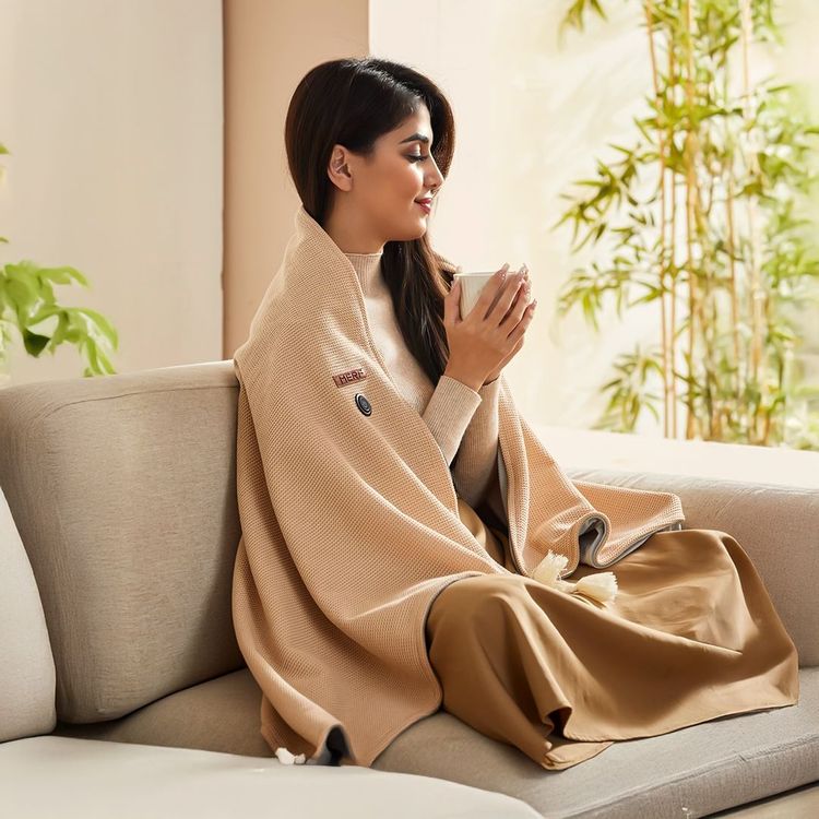 ComfyShawl™ Přenosné vyhřívané pončo