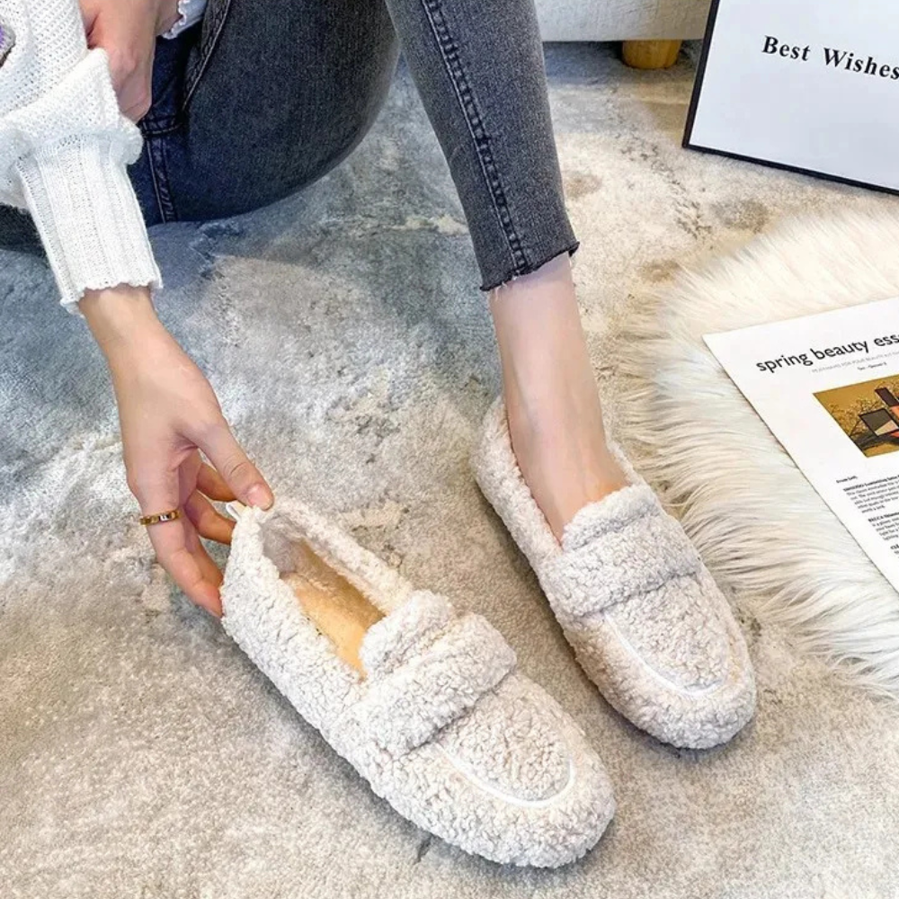 CozyStep™ Mokasínové papuče z fleecu