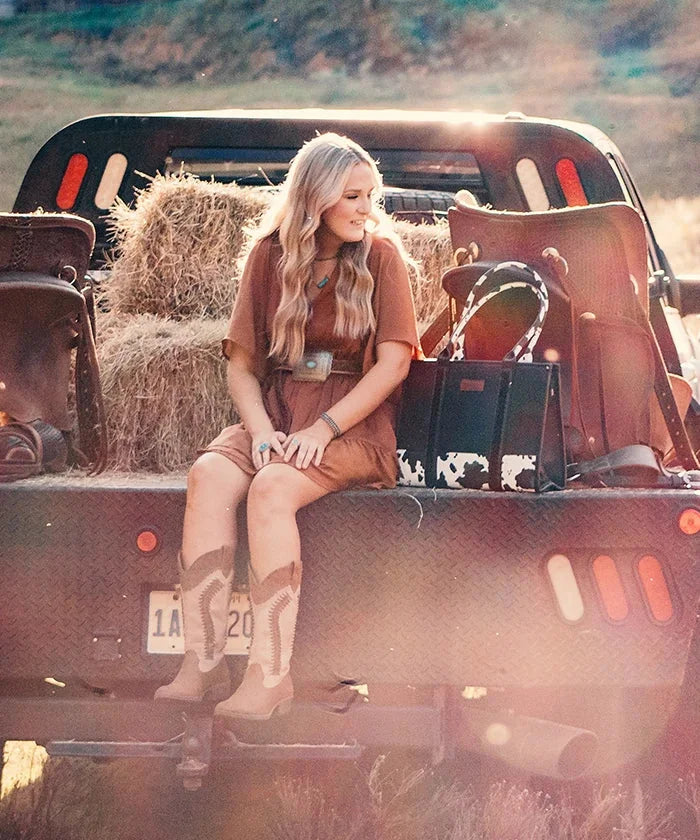 Miriam Cenci™ Crossbody kabelka s kravským vzorem