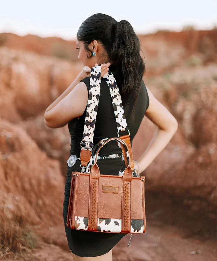 Miriam Cenci™ Crossbody kabelka s kravským vzorem