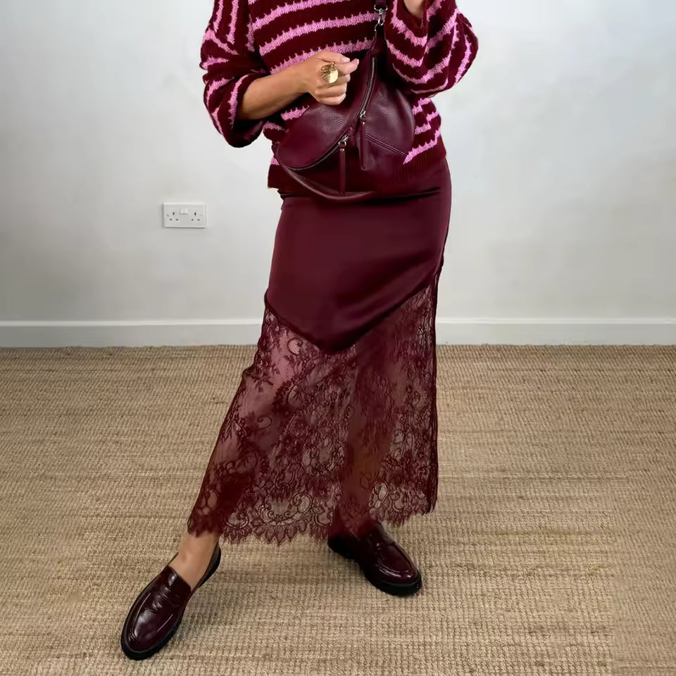 Sebastiana Canova™ Elegantní krajková průsvitná sukně v moderním stylu