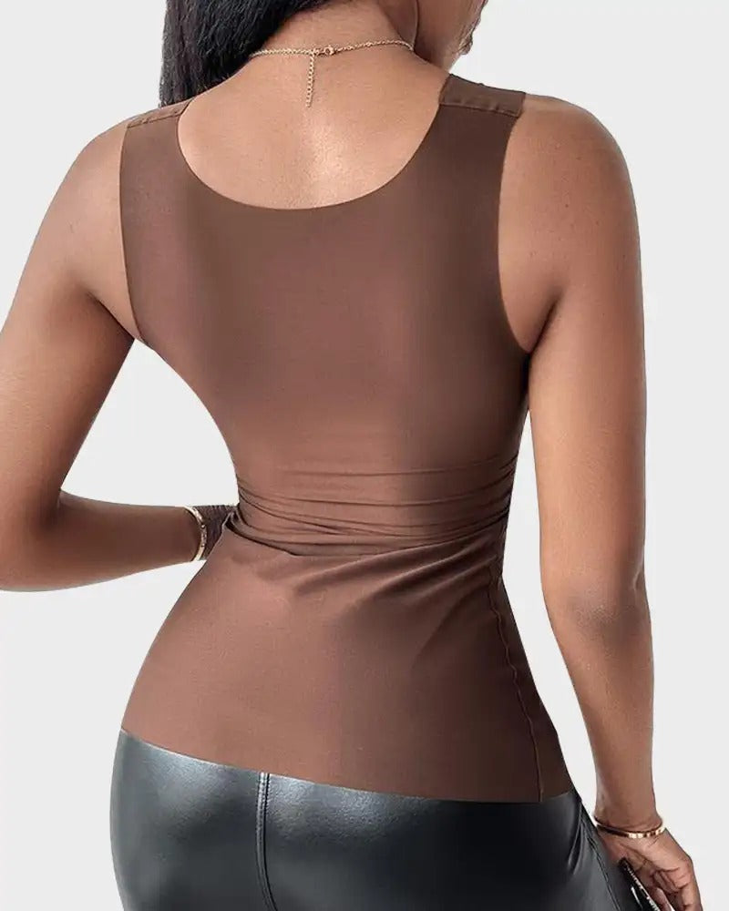 StretchWell™ Tvarující top s měkkou integrovanou podprsenkou