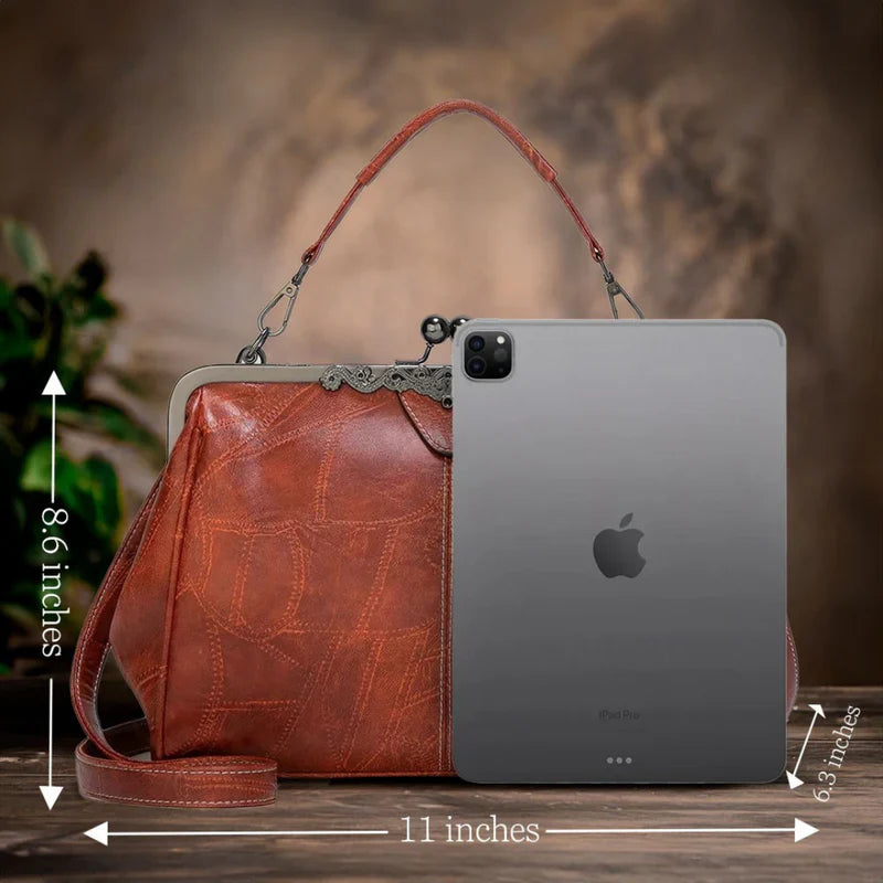 ClaspChic™ Elegantní kabelka s kovovým zapínáním