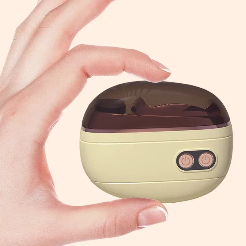 ClipGuard Pro+™ Jemný elektrický zastřihovač a pilník na nehty