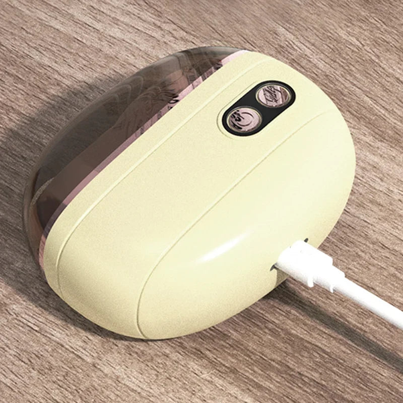 ClipGuard Pro+™ Jemný elektrický zastřihovač a pilník na nehty