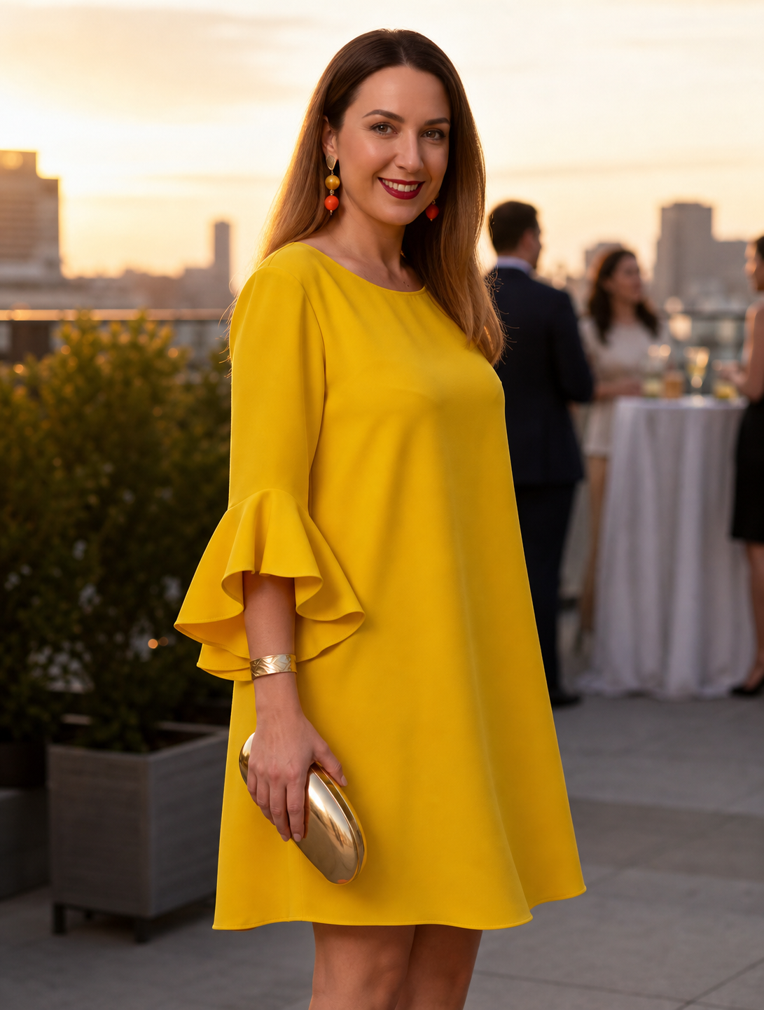 Fiorella Albanese™ Elegantní mini šaty s volánkovými rukávy