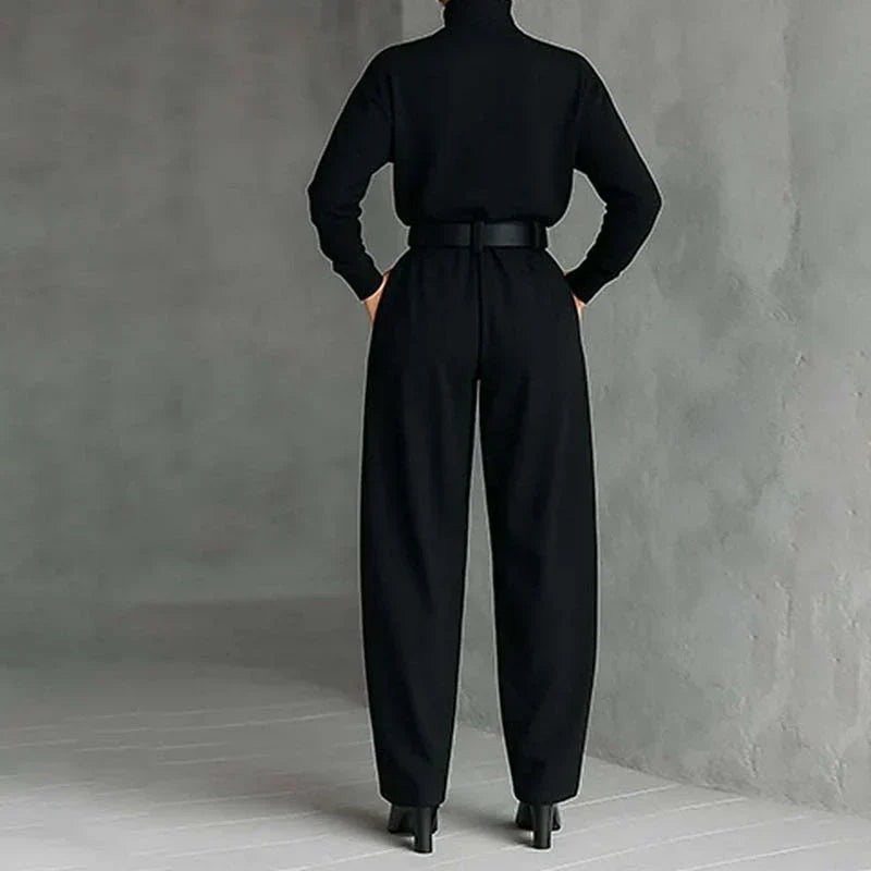 Laura Caetani™ Elegantní overal s vysokým výstřihem pro bezstarostnou eleganci
