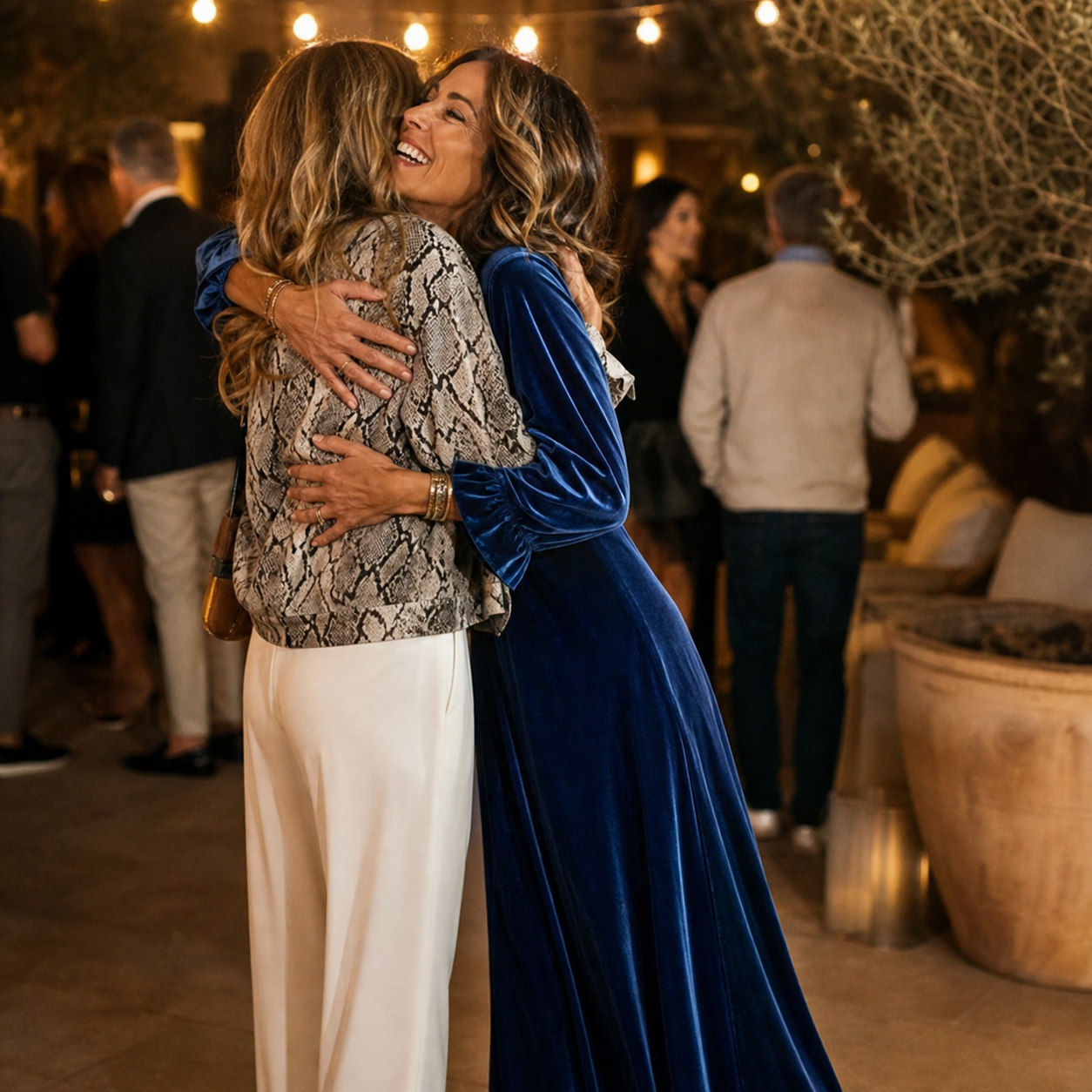 Manuela Belmonte™ Elegantní maxi šaty s volánkovými rukávy