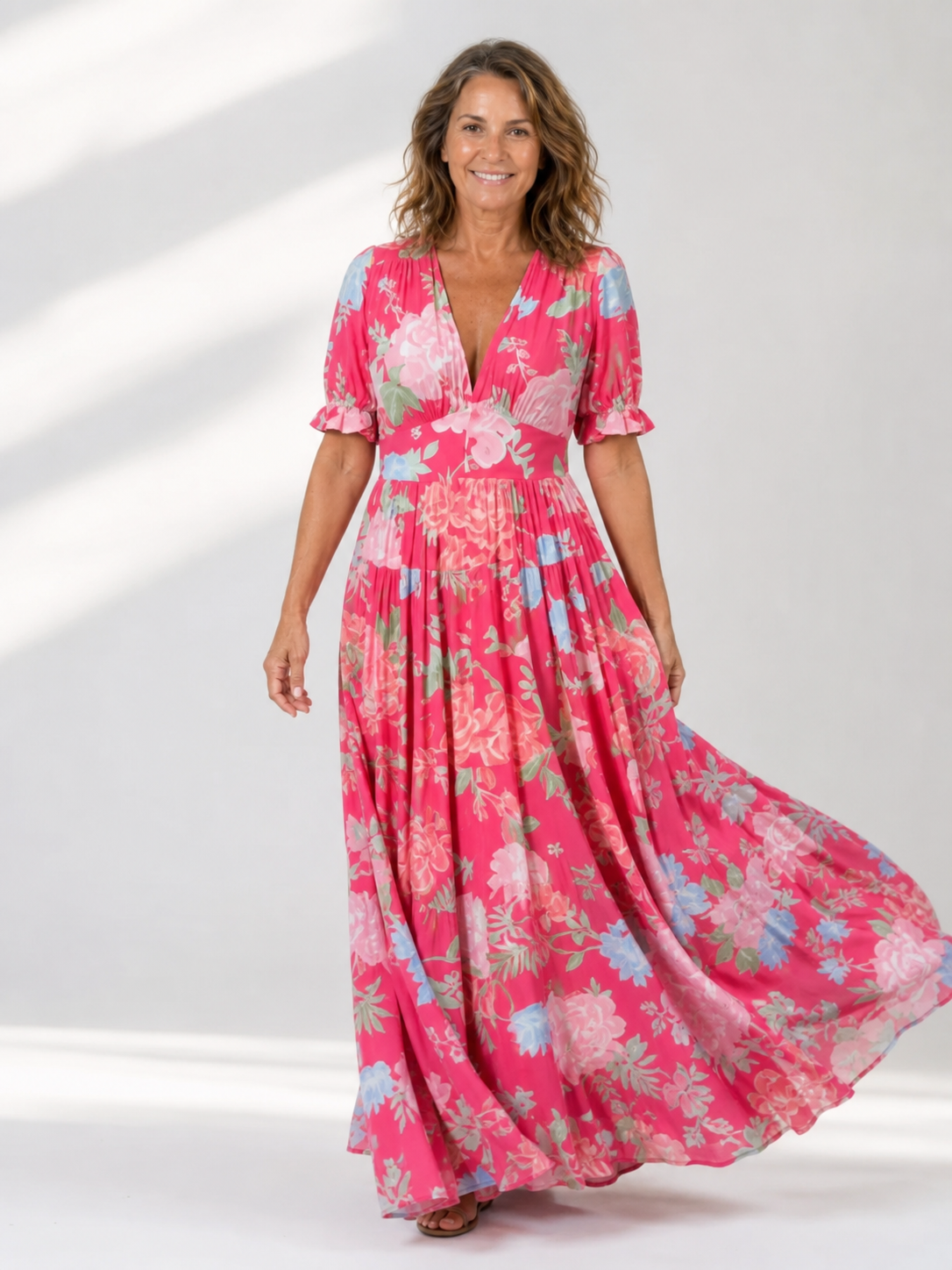 Marianna Comini™ Splývavé květované midi šaty pro každodenní eleganci