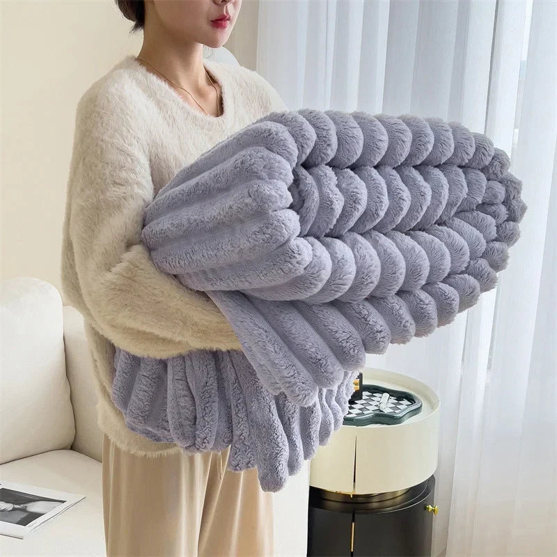Plushella™ Plyšová deka s králíčkem pro útulné večery